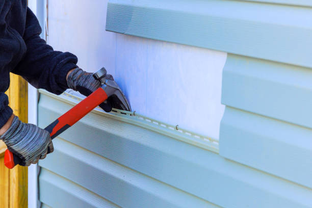 Reliable Siding Inspection contractor in Aberdeen, IN by Creative Siding